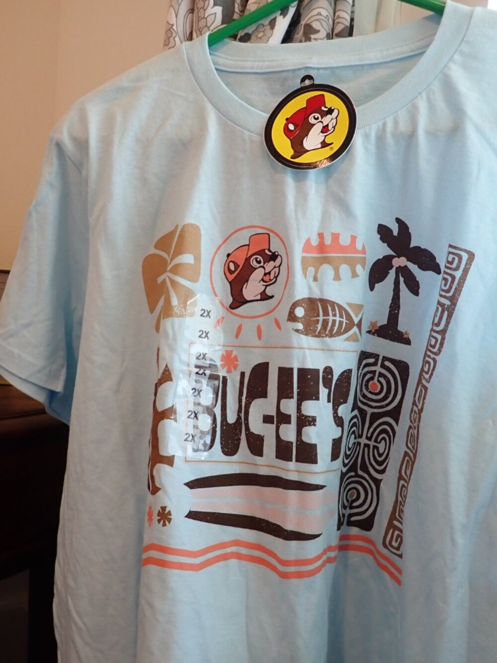 Buc-ee's T Shirt Pretty Color's - Picture 12 of 15